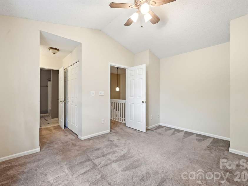 3101 Brockhampton Court, Charlotte, NC 28269.  MLS# CAR4390346, YatesRealty ID 34373. 
