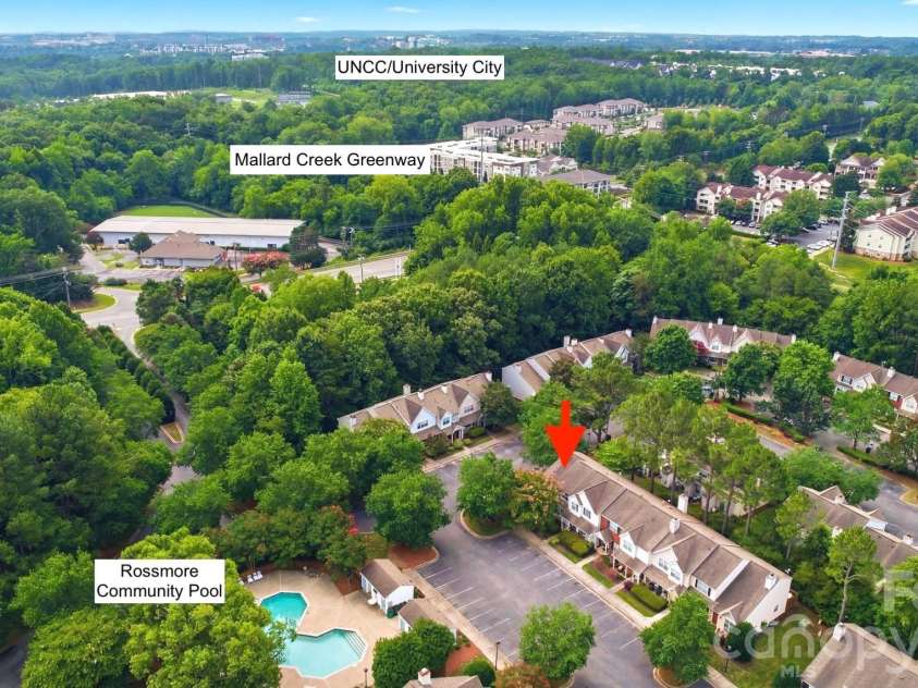 3101 Brockhampton Court, Charlotte, NC 28269.  MLS# CAR4390346, YatesRealty ID 34373. 