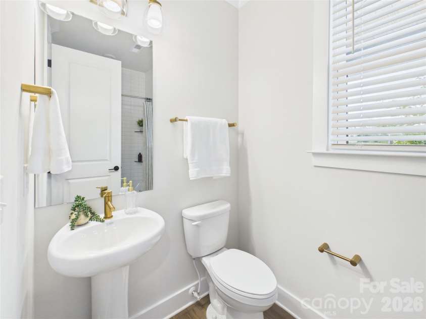 1055 Rolling Meadows Drive, Mooresville, NC 28115.  MLS# CAR4394638, YatesRealty ID 34374. 