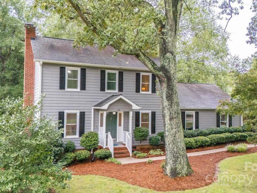 118 Underwood Drive, Mount Holly, NC 28120.  MLS# CAR4289867, YatesRealty ID 34374. 