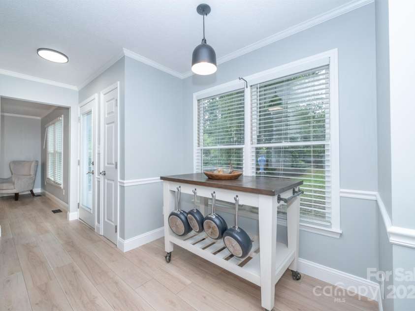 118 Underwood Drive, Mount Holly, NC 28120.  MLS# CAR4289867, YatesRealty ID 34374. 