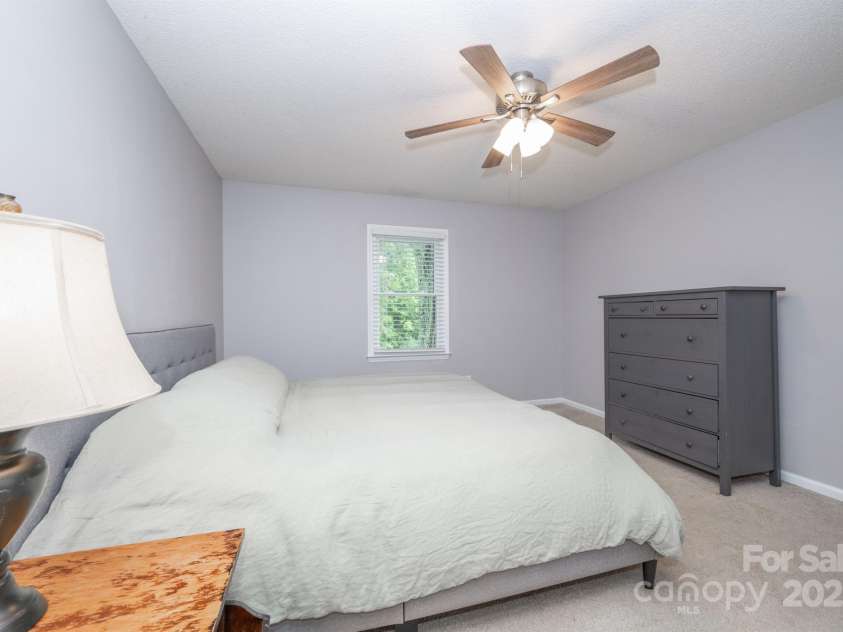 118 Underwood Drive, Mount Holly, NC 28120.  MLS# CAR4289867, YatesRealty ID 34374. 