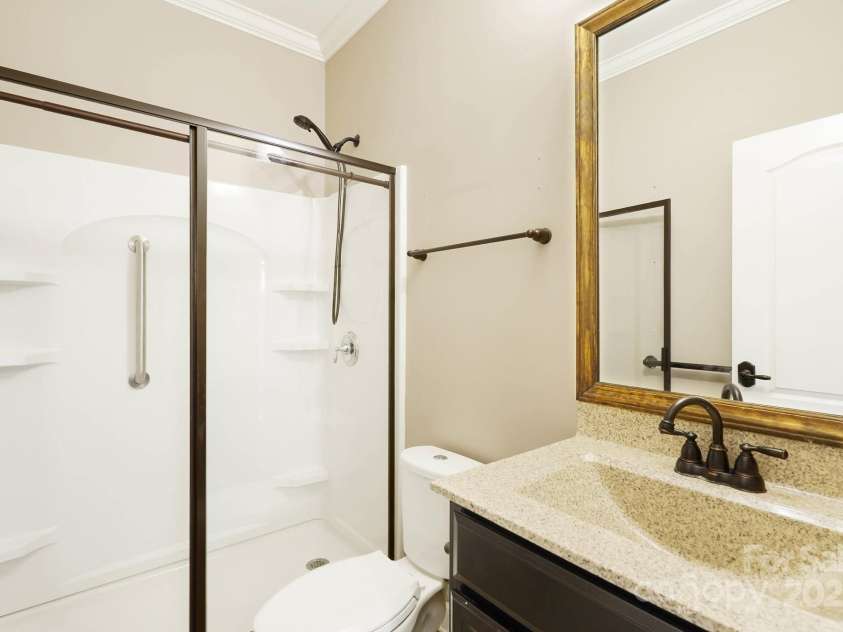 4201 Thames Circle, Fort Mill, SC 29715.  MLS# CAR4285052, YatesRealty ID 34375. 2nd Bathroom - Main level
