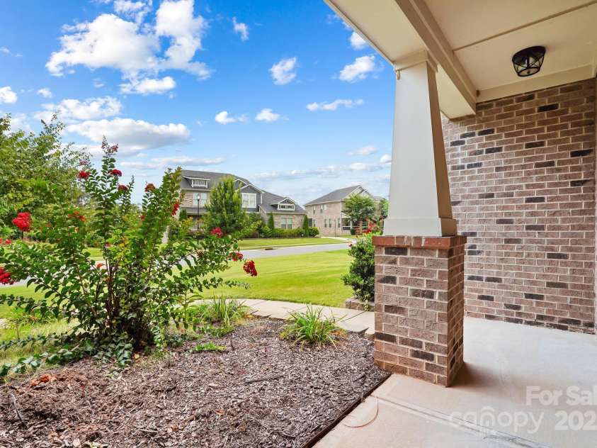 4201 Thames Circle, Fort Mill, SC 29715.  MLS# CAR4285052, YatesRealty ID 34375. 