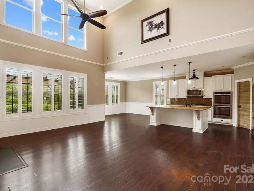 4201 Thames Circle, Fort Mill, SC 29715.  MLS# CAR4285052, YatesRealty ID 34375. 