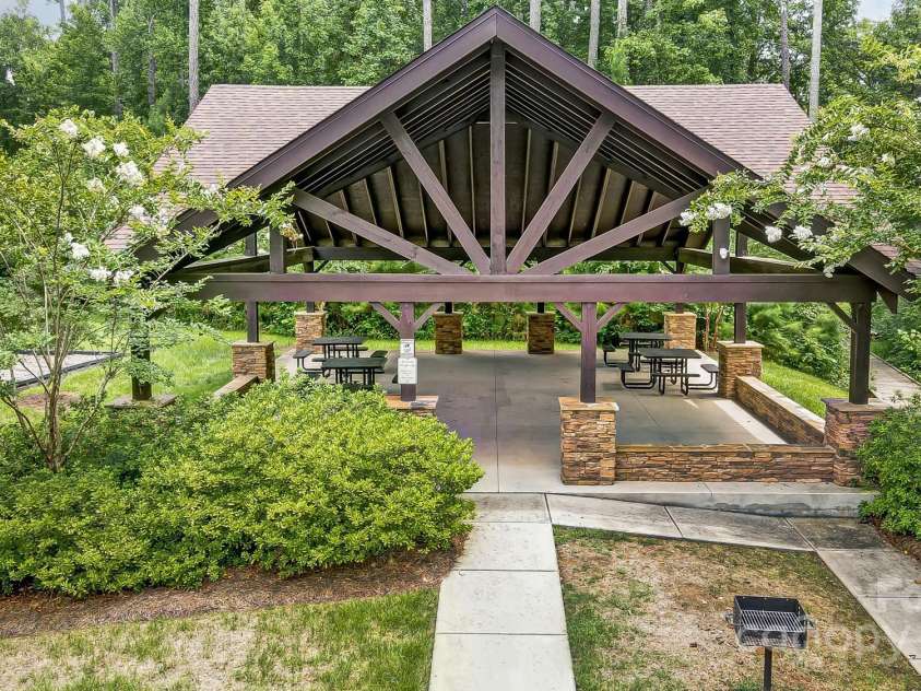 4201 Thames Circle, Fort Mill, SC 29715.  MLS# CAR4285052, YatesRealty ID 34375. 