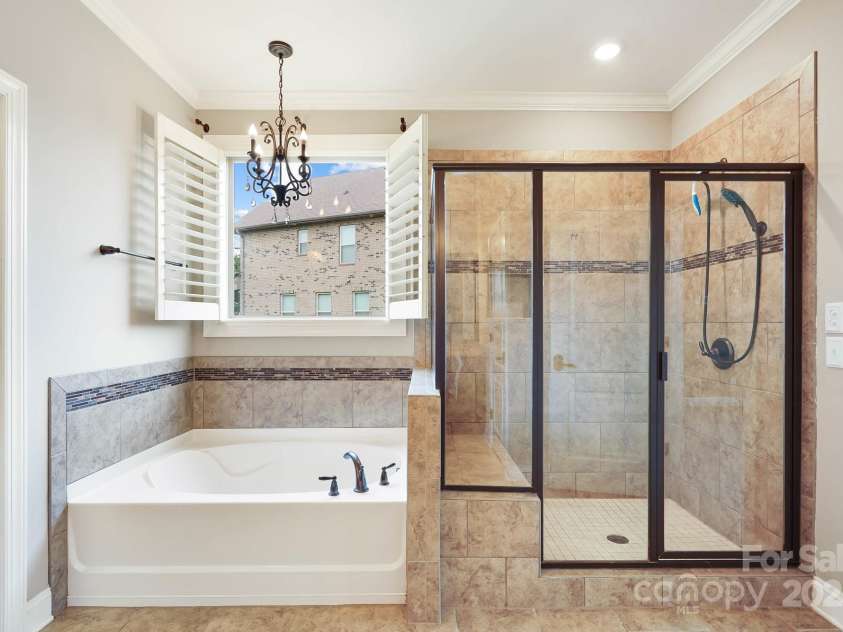 4201 Thames Circle, Fort Mill, SC 29715.  MLS# CAR4285052, YatesRealty ID 34375. Master Bathroom - Main Level