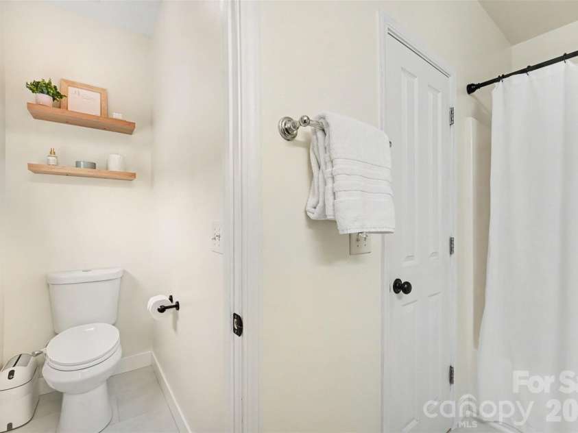 116 Decatur Avenue, Mooresville, NC 28117.  MLS# CAR4383348, YatesRealty ID 34376. Primary Bath 2