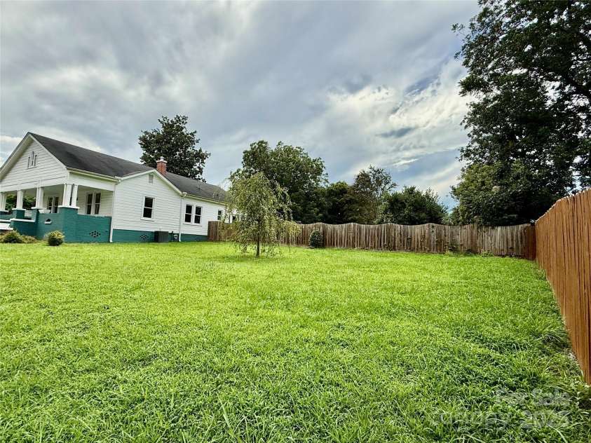 122 Beaver Street, Forest City, NC 28043.  MLS# CAR4294326, YatesRealty ID 34376. Double lot!!