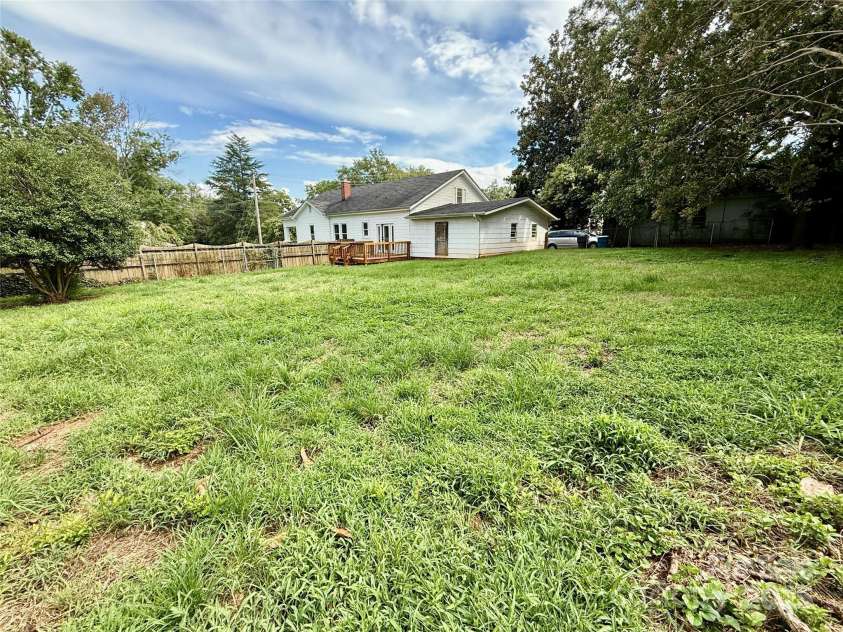 122 Beaver Street, Forest City, NC 28043.  MLS# CAR4294326, YatesRealty ID 34376. Large DOUBLE Lot!