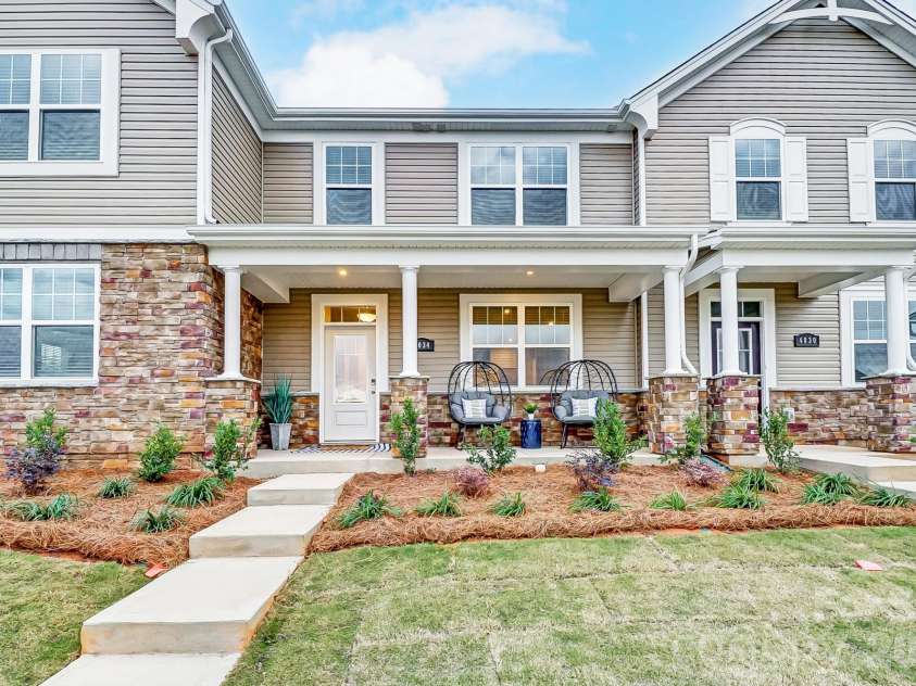 3808 Cheyney Park Drive, Charlotte, NC 28269.  MLS# CAR4377207, YatesRealty ID 34378. For representation purposes of floorplan only, actual homesite is under construction and design and structural options may vary