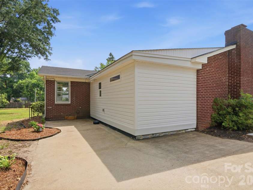 127 Dotson Street, Rock Hill, SC 29732.  MLS# CAR4398131, YatesRealty ID 34379. 