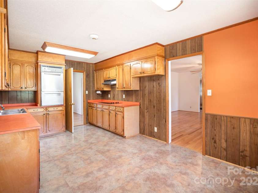 5474 Ussery Road, Kershaw, SC 29067.  MLS# CAR4294150, YatesRealty ID 34379. 