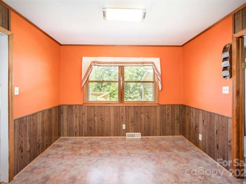 5474 Ussery Road, Kershaw, SC 29067.  MLS# CAR4294150, YatesRealty ID 34379. 