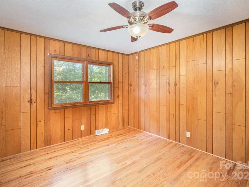 5474 Ussery Road, Kershaw, SC 29067.  MLS# CAR4294150, YatesRealty ID 34379. Bedroom 1