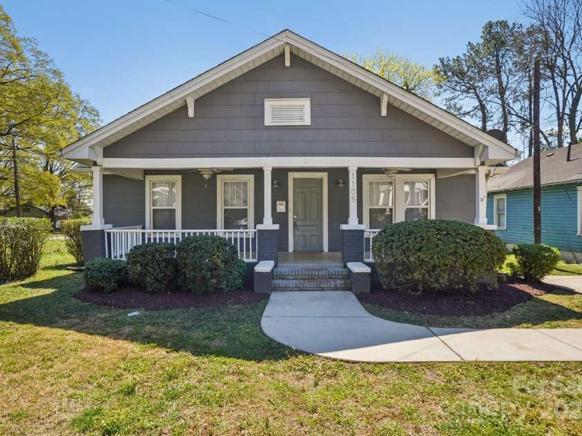 1105 Vanizer Street, Charlotte, NC 28208.  MLS# CAR4232135, YatesRealty ID 3438. 