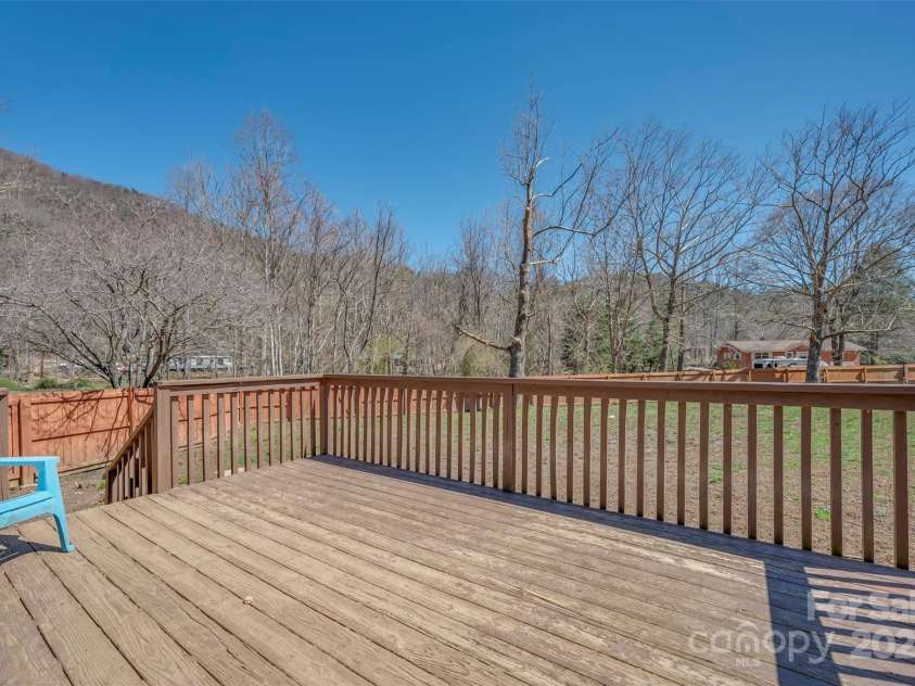 121 Julian Way, Lake Lure, NC 28746.  MLS# CAR4211123, YatesRealty ID 3438. 