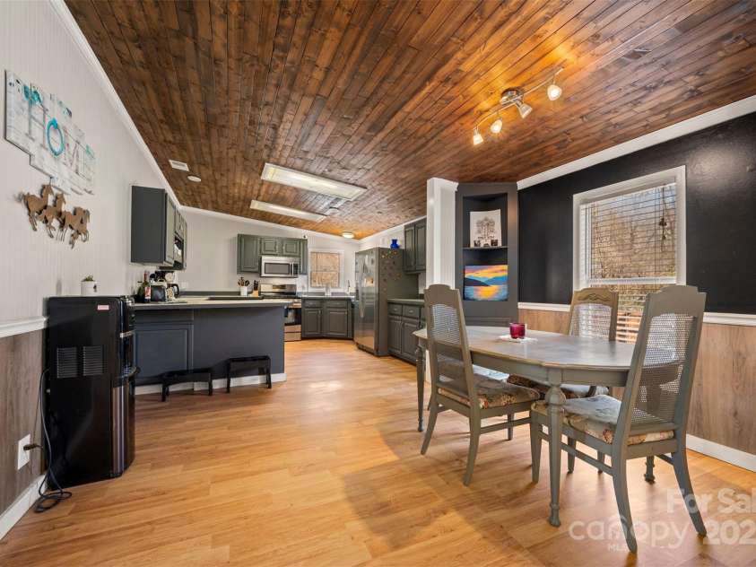 121 Julian Way, Lake Lure, NC 28746.  MLS# CAR4211123, YatesRealty ID 3438. 