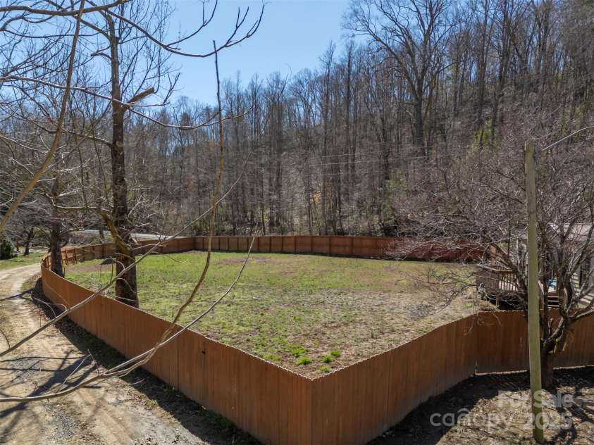 121 Julian Way, Lake Lure, NC 28746.  MLS# CAR4211123, YatesRealty ID 3438. 