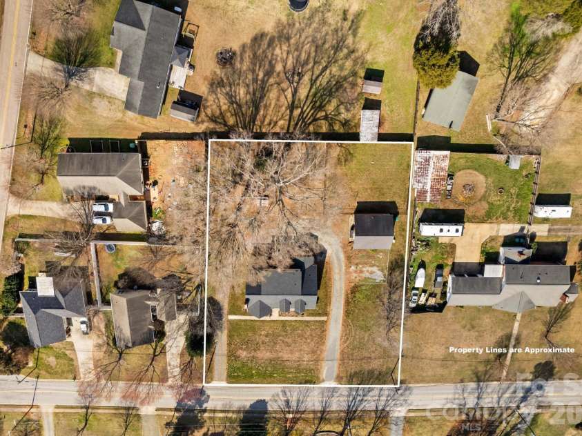 416 Peeler Street, Salisbury, NC 28146.  MLS# CAR4354748, YatesRealty ID 3438. 