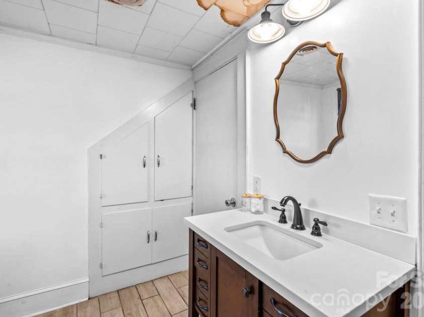 416 Peeler Street, Salisbury, NC 28146.  MLS# CAR4354748, YatesRealty ID 3438. 