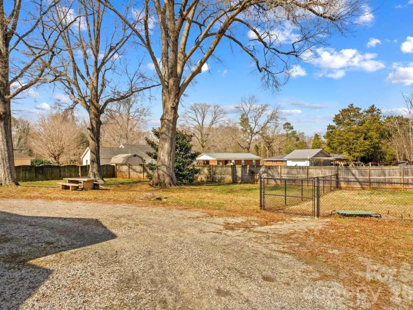 416 Peeler Street, Salisbury, NC 28146.  MLS# CAR4354748, YatesRealty ID 3438. 