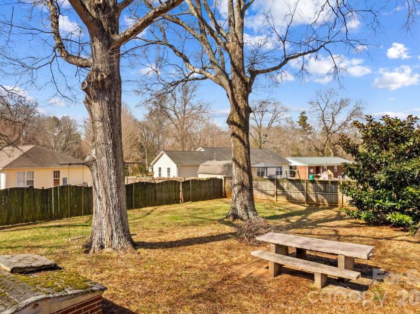 416 Peeler Street, Salisbury, NC 28146.  MLS# CAR4354748, YatesRealty ID 3438. 