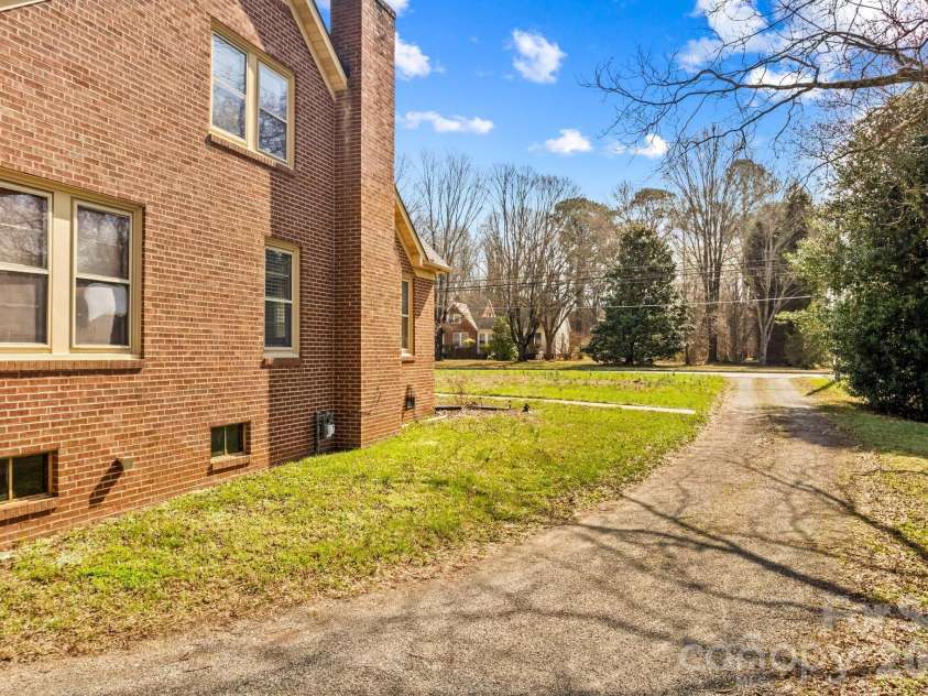 416 Peeler Street, Salisbury, NC 28146.  MLS# CAR4354748, YatesRealty ID 3438. 
