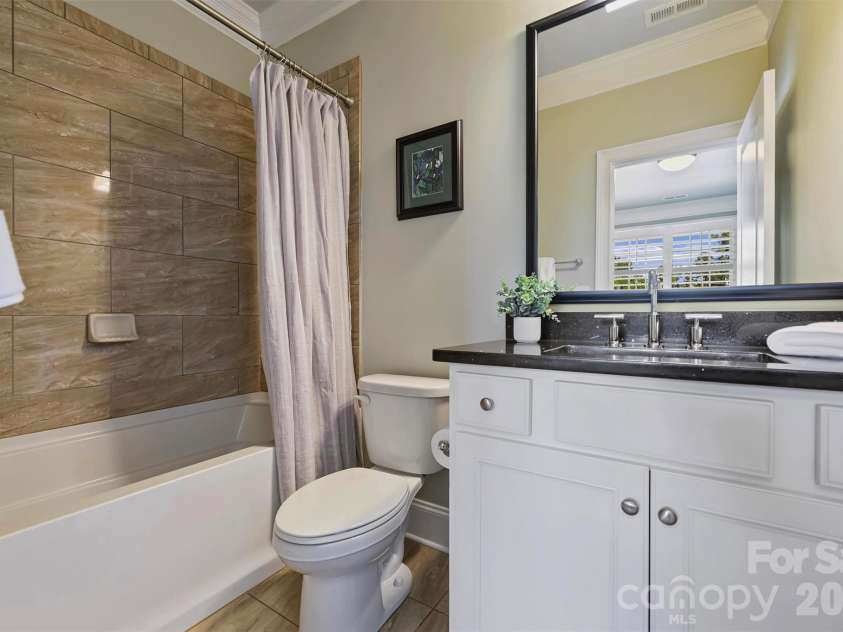 626 Pomegranate Place, Fort Mill, SC 29708.  MLS# CAR4393162, YatesRealty ID 34380. 