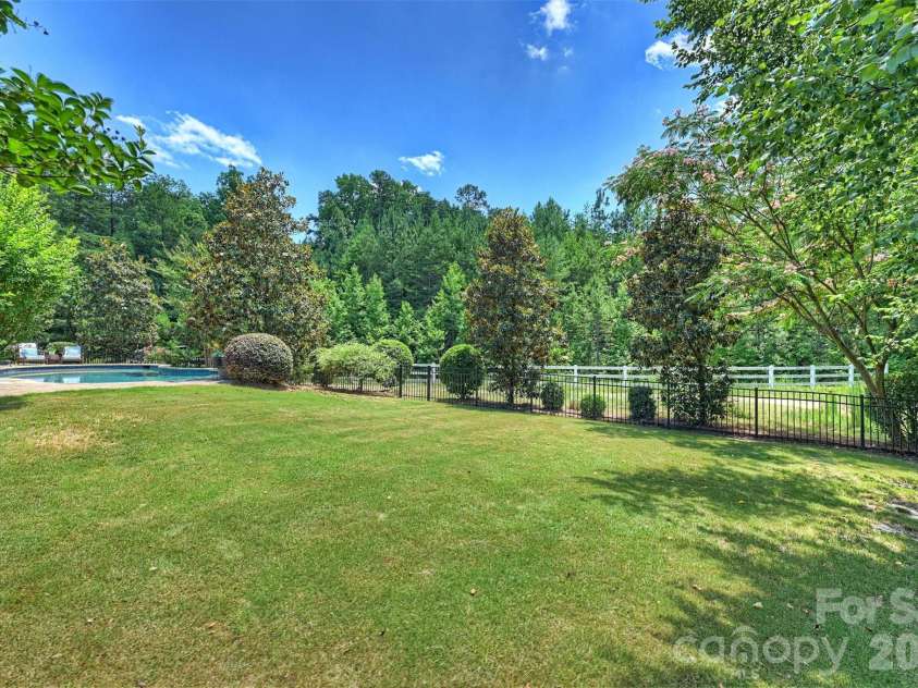 626 Pomegranate Place, Fort Mill, SC 29708.  MLS# CAR4393162, YatesRealty ID 34380. 