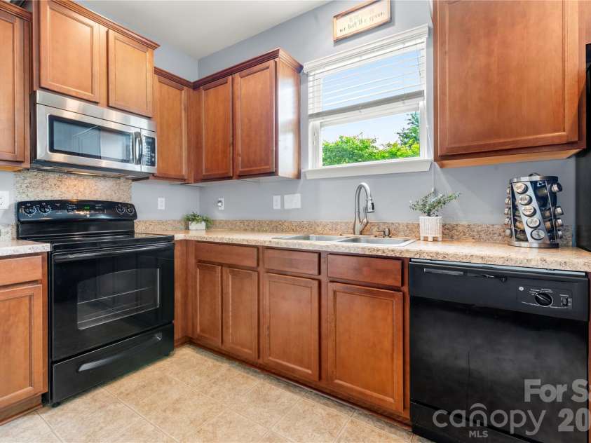 3009 Canopy Drive, Indian Trail, NC 28079.  MLS# CAR4292578, YatesRealty ID 34383. 