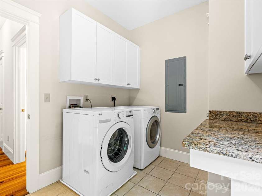 890 Stoney Stream Lane, Arden, NC 28704.  MLS# CAR4395817, YatesRealty ID 34385. Laundry room on main level.