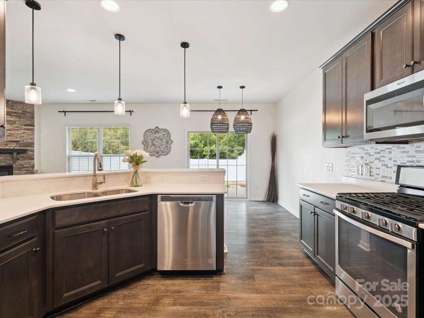 3161 Hartson Pointe Drive, Fort Mill, SC 29707.  MLS# CAR4288485, YatesRealty ID 34386. 