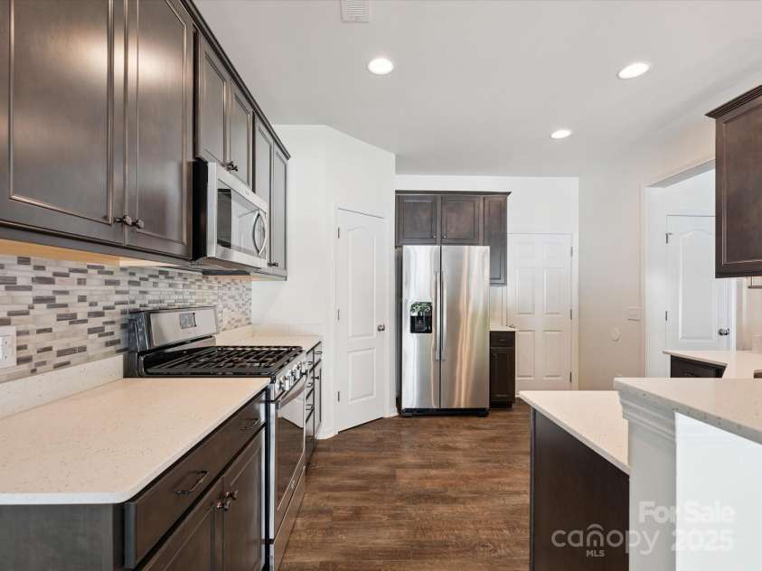 3161 Hartson Pointe Drive, Fort Mill, SC 29707.  MLS# CAR4288485, YatesRealty ID 34386. 