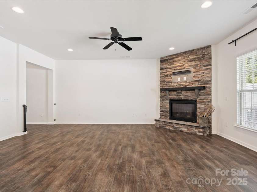 3161 Hartson Pointe Drive, Fort Mill, SC 29707.  MLS# CAR4288485, YatesRealty ID 34386. 