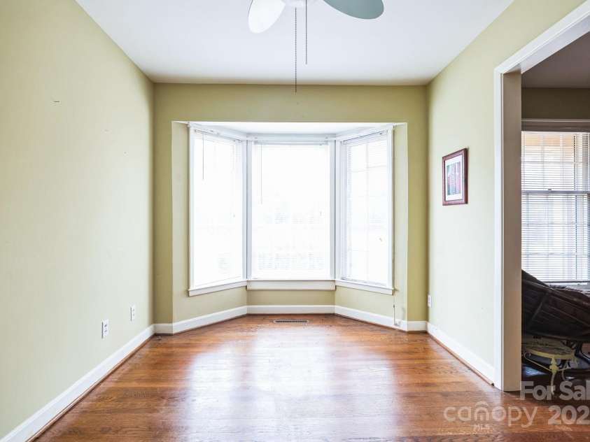 2250 Horse Shoe Circle, Hartsville, SC 29550.  MLS# CAR4222337, YatesRealty ID 34387. 