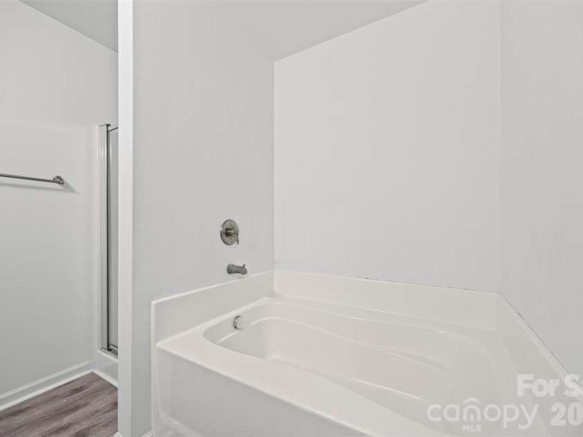 512 Gentle Breeze Lane, Rock Hill, SC 29730.  MLS# CAR4398590, YatesRealty ID 34387. 