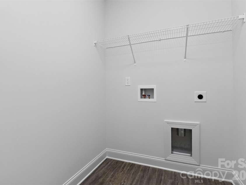 300 Margarette Avenue, Belmont, NC 28012.  MLS# CAR4397307, YatesRealty ID 34389. 