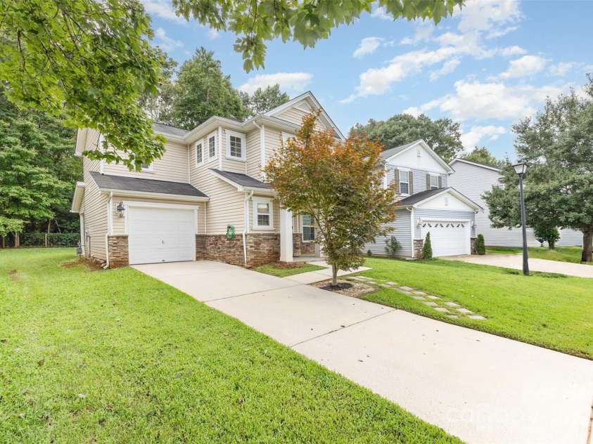5009 Manchineel Lane, Monroe, NC 28110.  MLS# CAR4289637, YatesRealty ID 34389. 