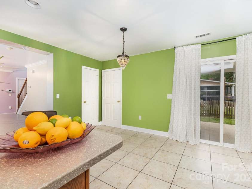 5009 Manchineel Lane, Monroe, NC 28110.  MLS# CAR4289637, YatesRealty ID 34389. Breakfast/Dining Area