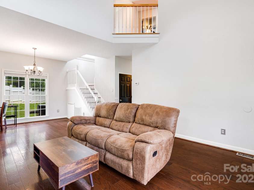 12 Eden Glen Road, Black Mountain, NC 28711.  MLS# CAR4269909, YatesRealty ID 34390. 