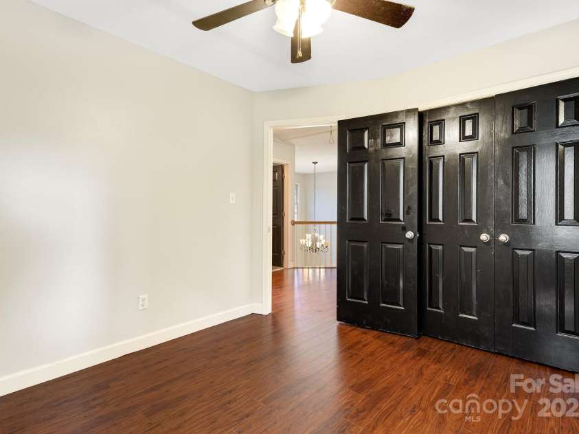 12 Eden Glen Road, Black Mountain, NC 28711.  MLS# CAR4269909, YatesRealty ID 34390. 