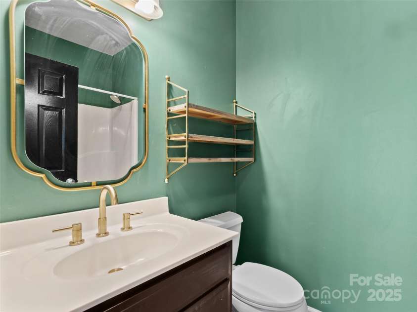 12 Eden Glen Road, Black Mountain, NC 28711.  MLS# CAR4310407, YatesRealty ID 34390. 