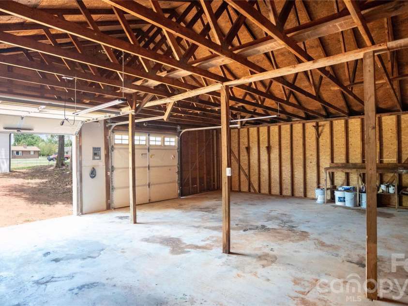 2330 40th Avenue Court, Hickory, NC 28601.  MLS# CAR4398314, YatesRealty ID 34392. 30'x25' Detached garage