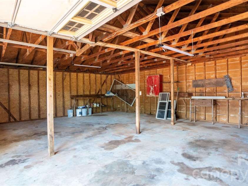 2330 40th Avenue Court, Hickory, NC 28601.  MLS# CAR4398314, YatesRealty ID 34392. 30'x25' Detached garage