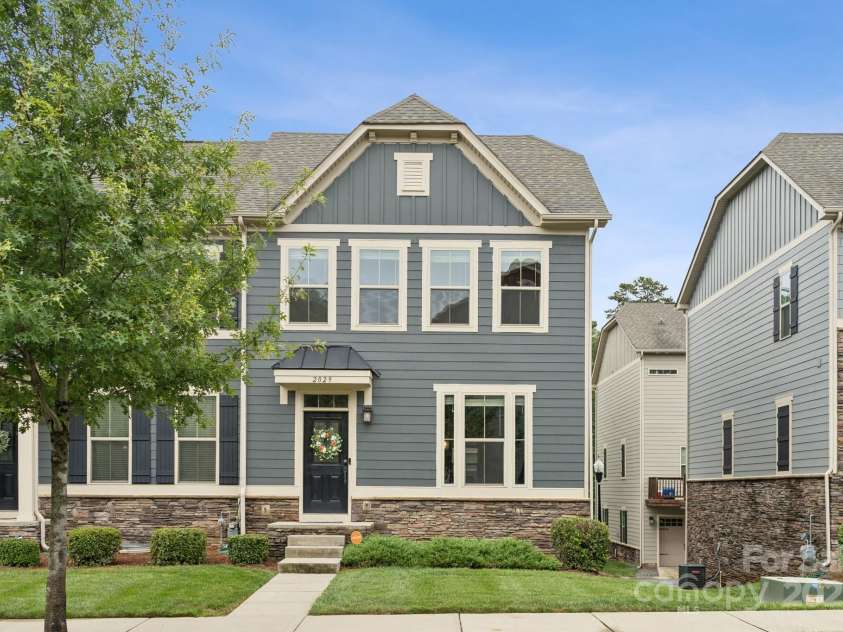 2029 Birchside Drive, Charlotte, NC 28205.  MLS# CAR4289879, YatesRealty ID 34393. 