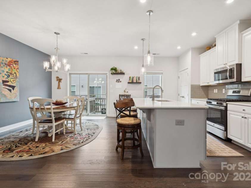 2029 Birchside Drive, Charlotte, NC 28205.  MLS# CAR4289879, YatesRealty ID 34393. 