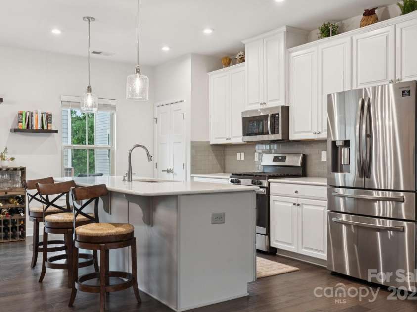 2029 Birchside Drive, Charlotte, NC 28205.  MLS# CAR4289879, YatesRealty ID 34393. 