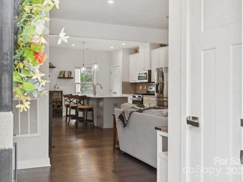 2029 Birchside Drive, Charlotte, NC 28205.  MLS# CAR4289879, YatesRealty ID 34393. 