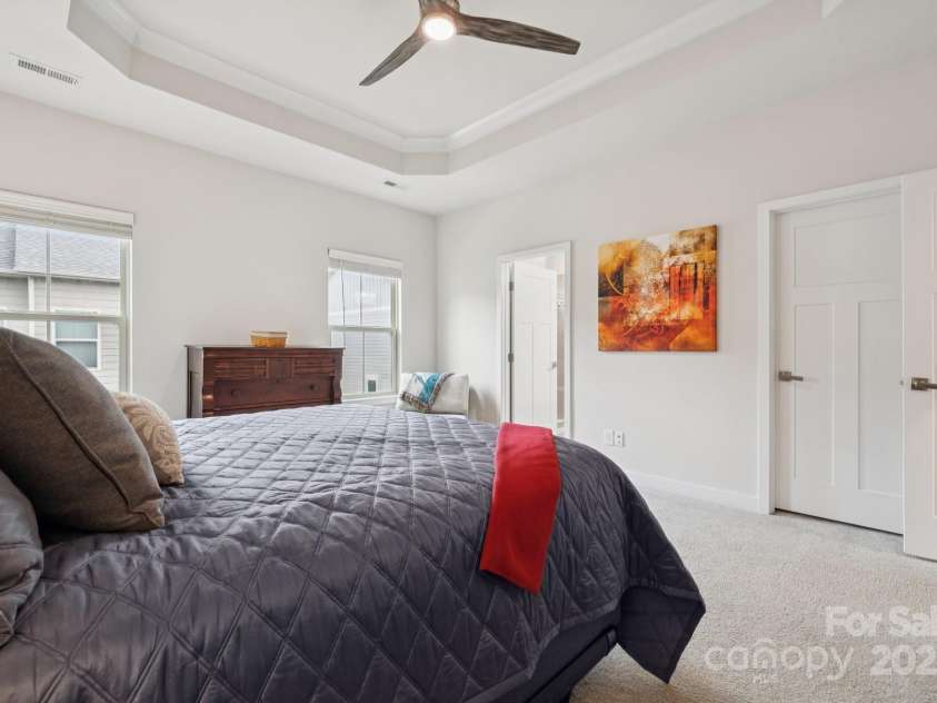 2029 Birchside Drive, Charlotte, NC 28205.  MLS# CAR4289879, YatesRealty ID 34393. 